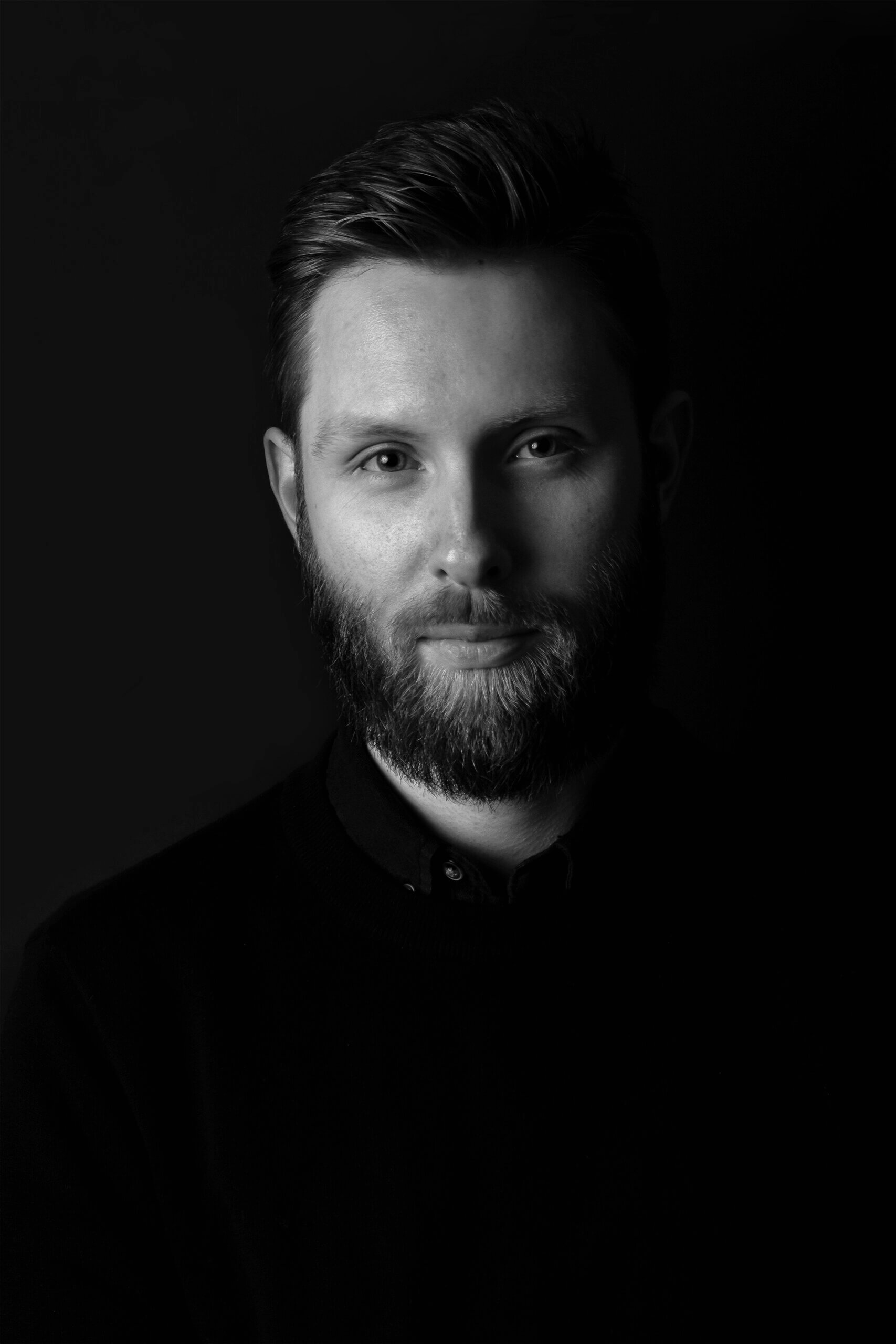 Ash_DBOX-website_headshot_lt